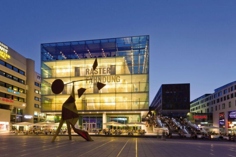 stuttgart-city-highlights-guided-walking-tour
