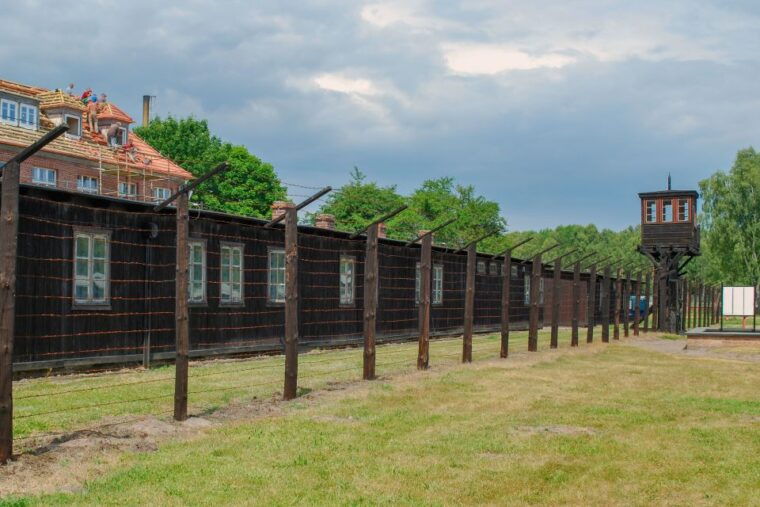 stutthof-concentration-campguided-tour-with-transportation