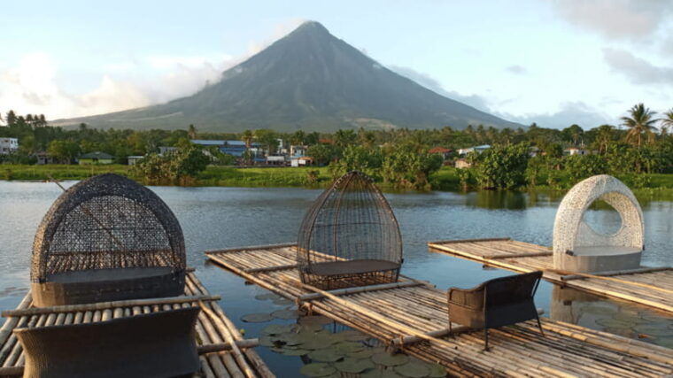 sumlang-lake-express-tour-with-cagsawa-ruins-by-zchedulista