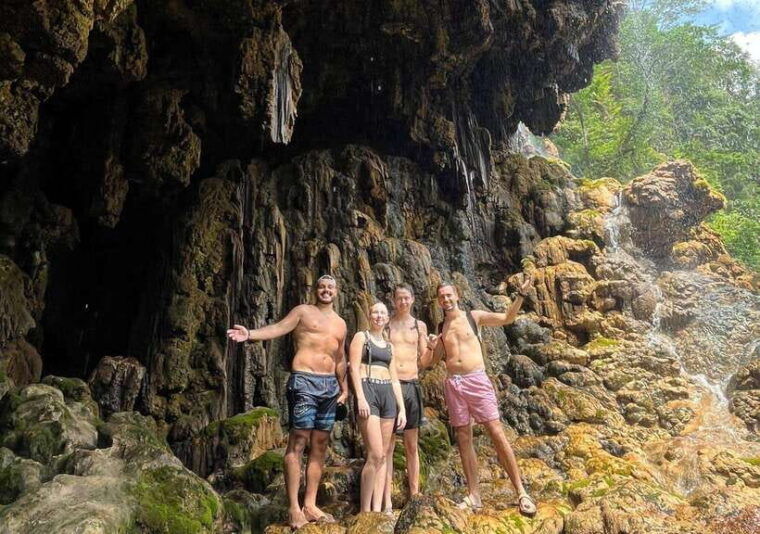 surabaya-malang-2d1n-bromo-ijen-or-2d1n-tumpak-sewu-bromo