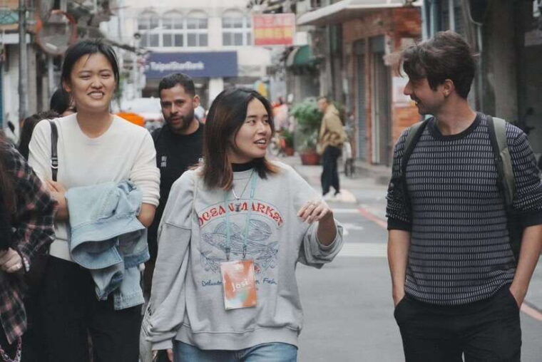taipei-local-favorite-food-tour-in-golden-lane-full-lunch