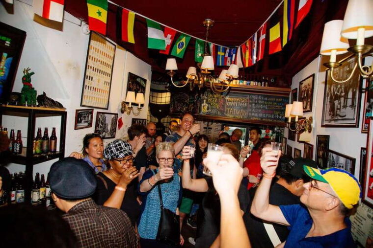 taipei-nightlife-taipei-pub-crawls-2-different-routes