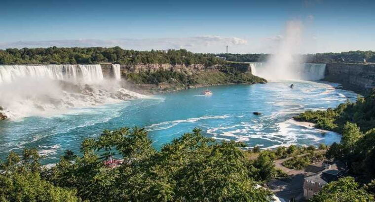 toronto-small-group-niagara-falls-day-trip-2
