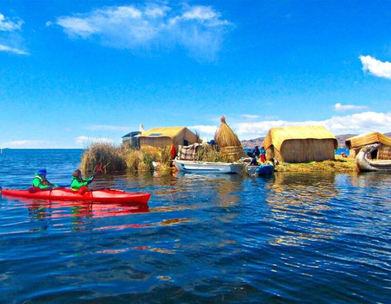 tour-kayak-uros-and-taquile-by-speedboat