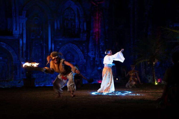 ubud-dinner-show-lost-city-story-of-humanity-experience