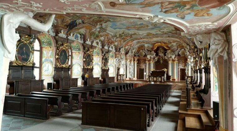university-of-wroclaw-discover-this-place-with-a-guide