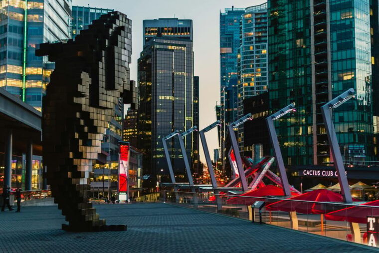 vancouver-private-city-sights-tour-by-minibus-3hrs