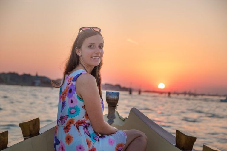 venice-sunset-cruise-by-typical-venetian-boat-2