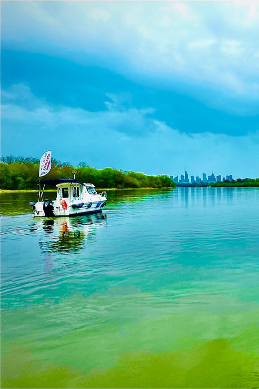 warsaw-exciting-90-min-speedboat-tour-on-the-wild-river