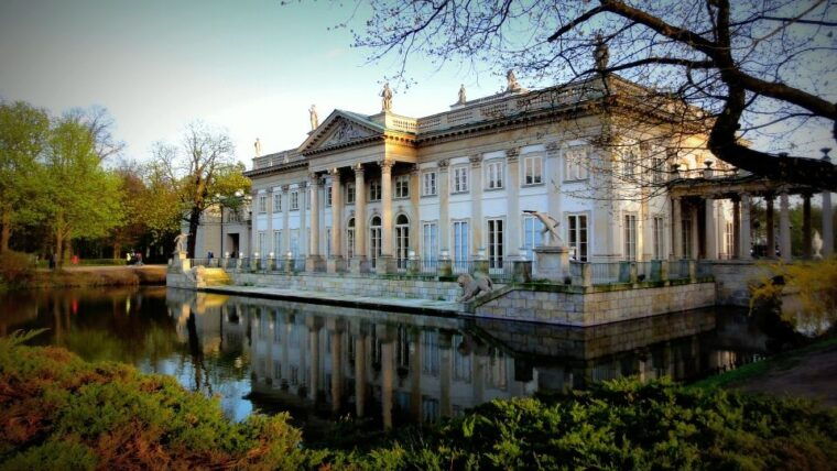 warsaw-old-town-highlights-private-walking-tour