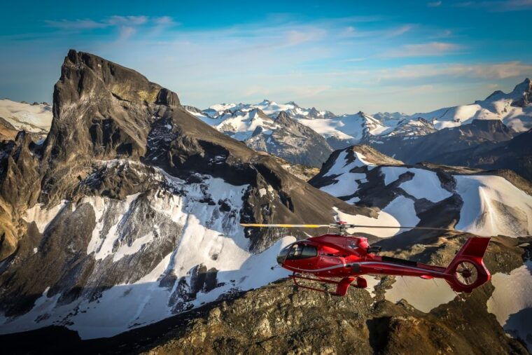 whistler-glacier-helicopter-tour-and-mountain-landing