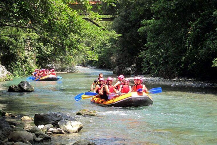white-water-rafting-in-kitulgala