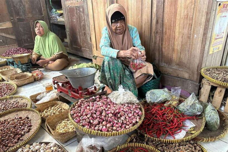 yogyakarta-3-hour-cooking-class-with-market-tour