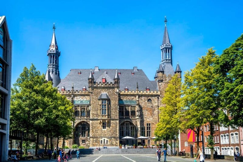 aachen-express-walk-with-a-local-in-60-minutes