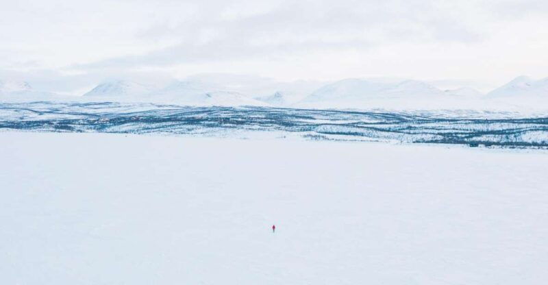 abisko-lake-tornetrask-arctic-ice-fishing-trip