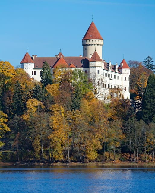 afternoon-tea-at-konopiste-castle-aristocratic-tradition
