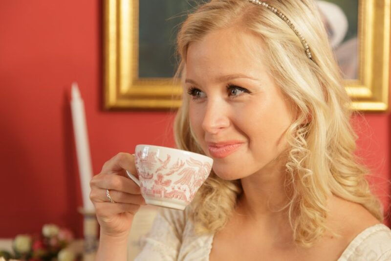 afternoon-tea-at-the-regency-tea-room