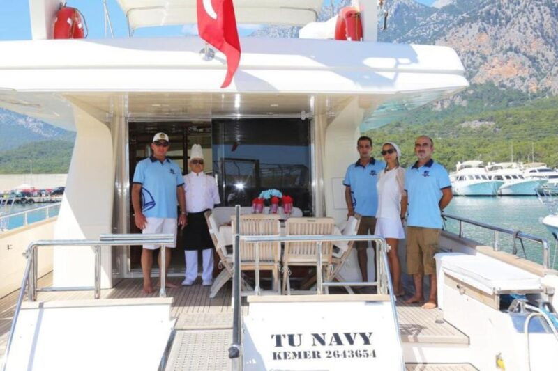 antalya-private-yacht-rental-with-captain-and-meal-onboard