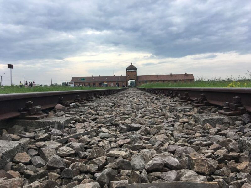 auschwitz-birkenau-tour-from-wroclaw-2