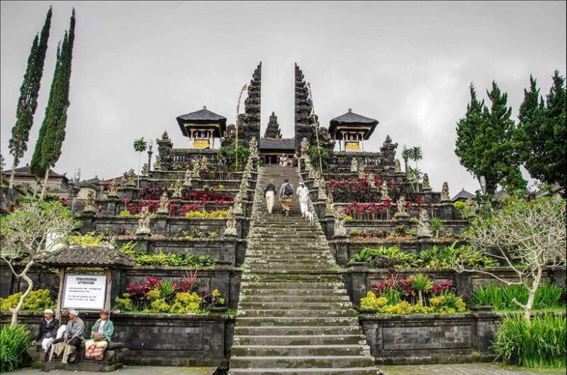 bali-besakih-great-temple-penglipuran-village-day-tour