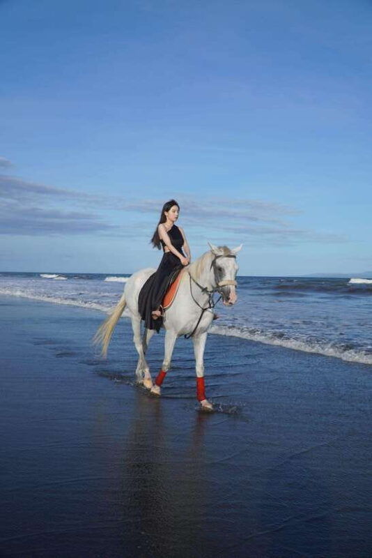 bali-horse-riding-on-the-beach-guide-tour