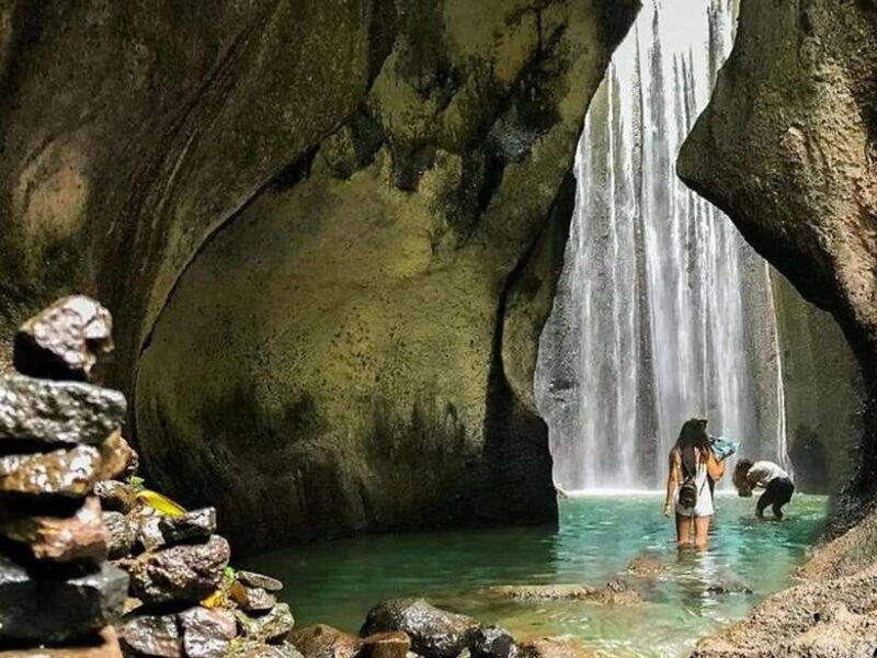 bali-lempuyang-temple-water-palace-and-waterfall-tour