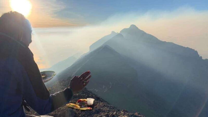bali-mount-agung-sunrise-trekking-tour-with-hotel-pickup