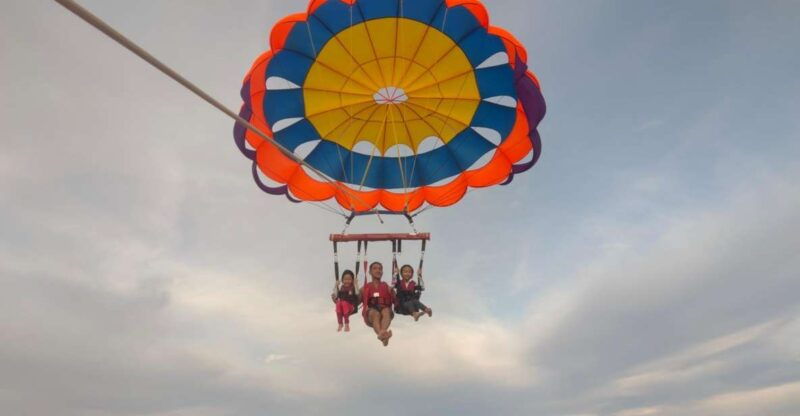 bali-parasailing-adventure-experience-at-nusa-dua-beach