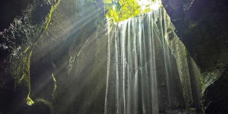 bali-tirta-gangga-taman-ujung-and-cepung-waterfall-trip