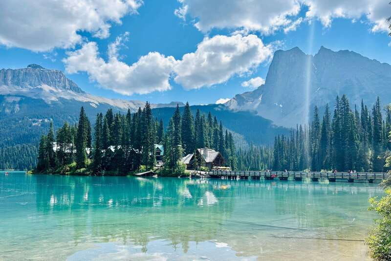 banff-calgary-private-tour-of-banff-and-yoho-national-parks