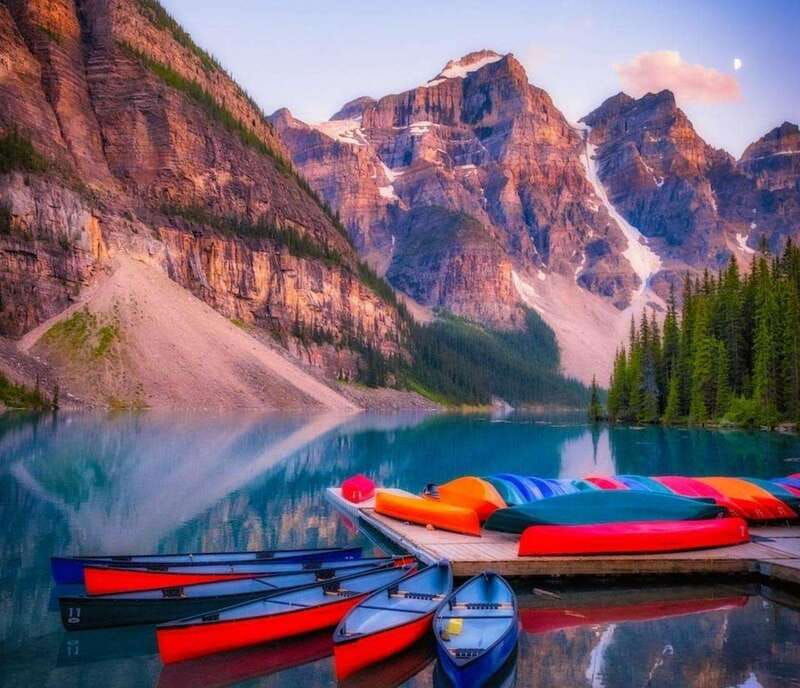 banff-lake-louise-moraine-emerald-johnston-canyon-tour-2