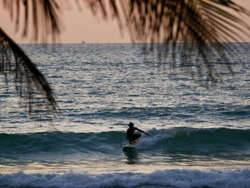bang-tao-beach-group-or-private-surf-lessons