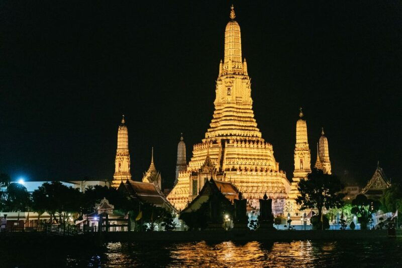bangkok-river-dinner-cruise-on-the-chao-phraya-princess