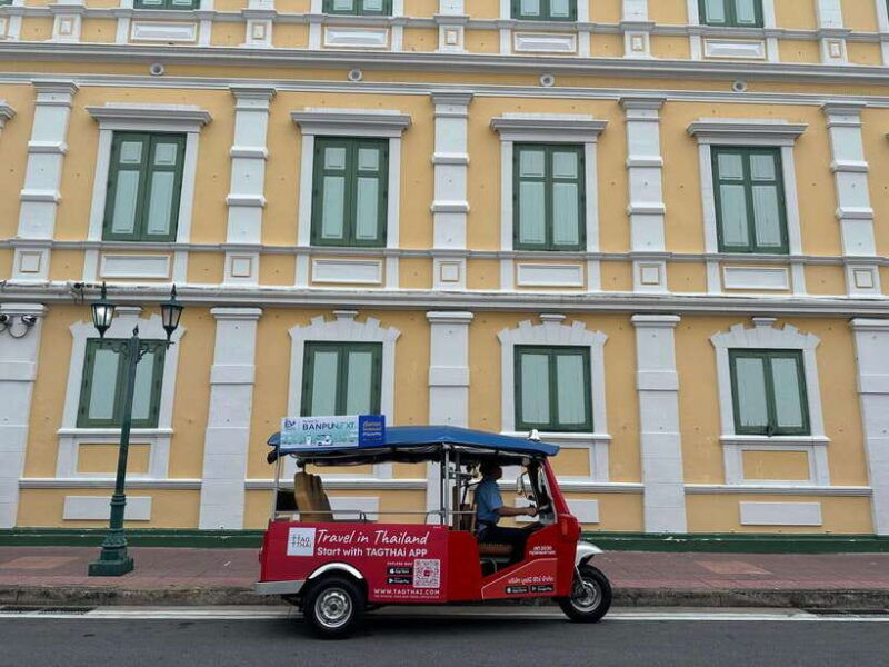 bangkok-tuk-tuk-day-pass-app-boat-chao-phraya-river