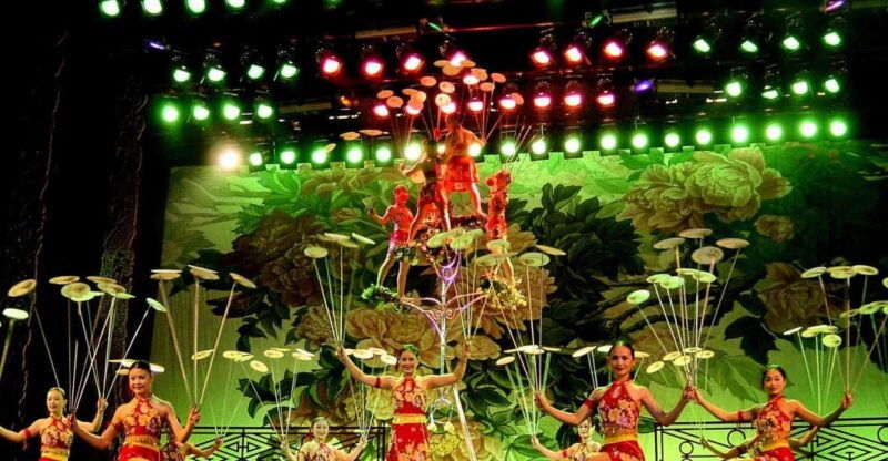 beijing-acrobatic-show-with-peking-duck-dinner-private-tour