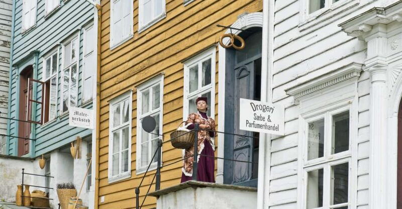 bergen-guided-car-tour-with-old-bergen-museum-fantoft