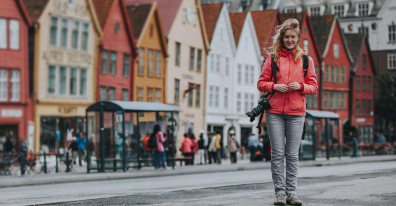 bergen-past-and-present-a-historical-walking-journey