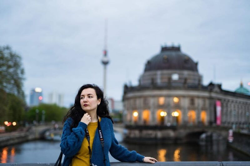 berlin-by-night-private-photoshoot-at-illuminated-cityscape