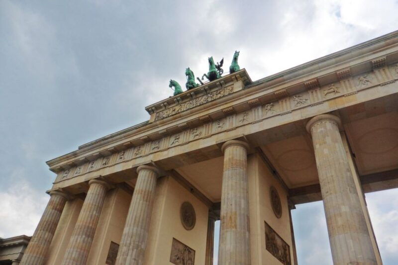 berlin-historic-center-walking-tour-with-a-real-berliner