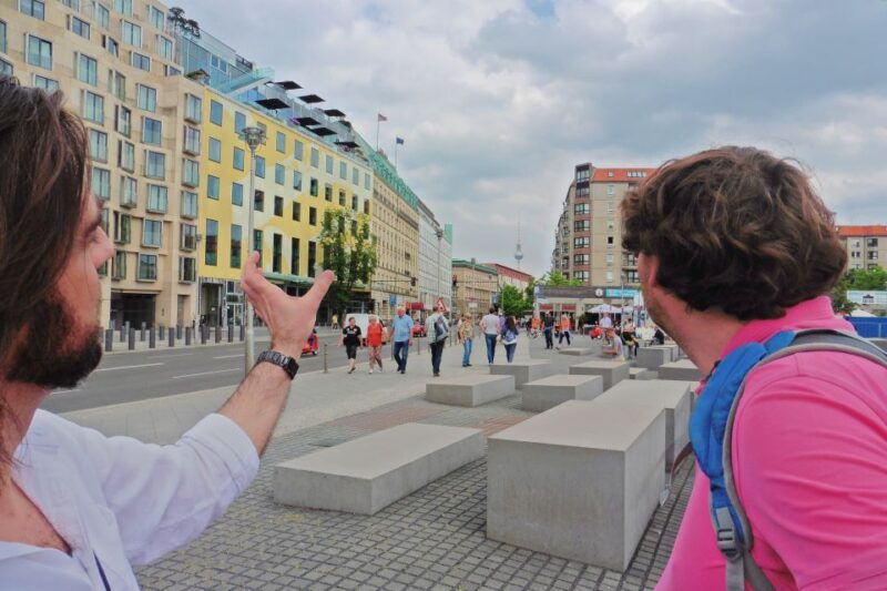 berlin-historical-sights-berlin-wall-tour-with-a-berliner
