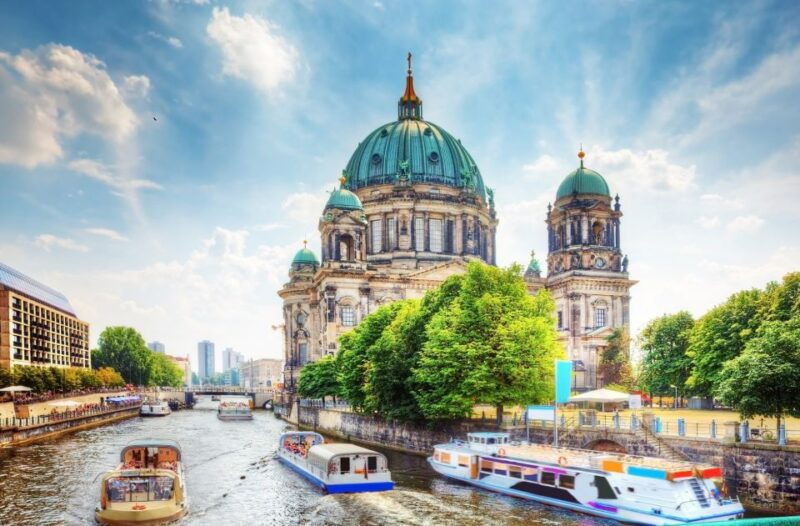 berlin-lgbtiq-history-culture-private-walking-or-car-tour