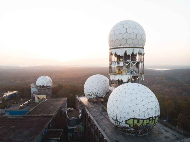 berlin-listening-station-teufelsberg-tour-with-transfer