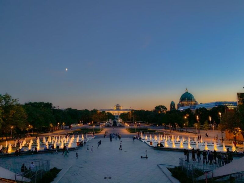berlin-live-guided-evening-sightseeing-tour-by-open-top-bus