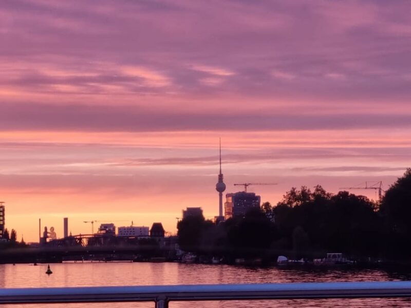 berlin-solarpowered-sunset-catamaran-cruise-audio-guide