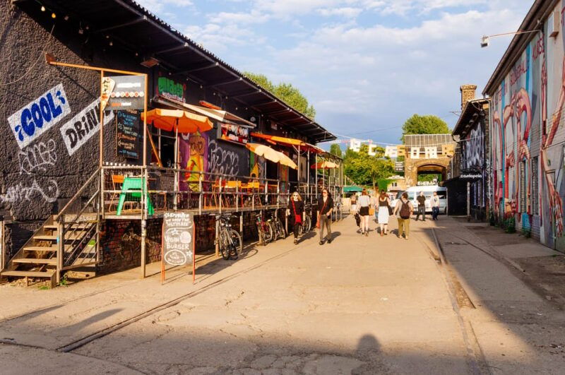 berlins-alternative-side-the-urban-jungle-tour