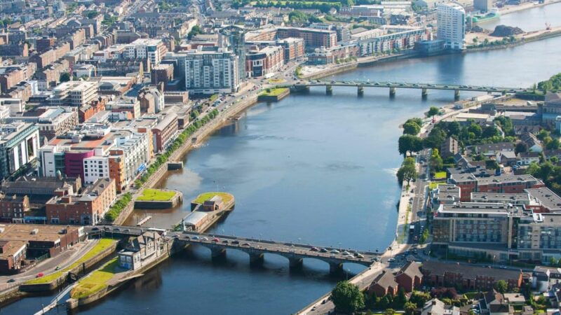 best-of-limerick-private-walking-tour-with-a-local