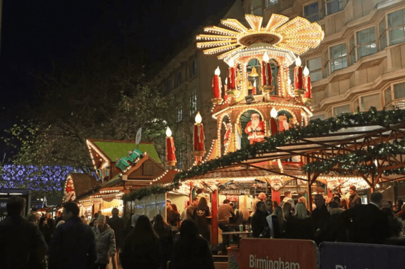 birmingham-christmas-market-and-festive-lights-walking-tour