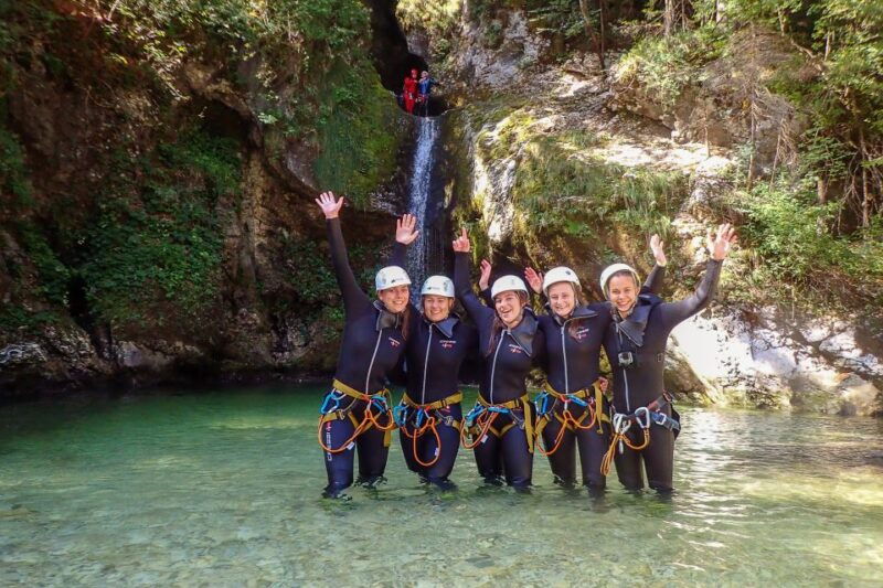 bled-guided-canyoning-tour-with-transport