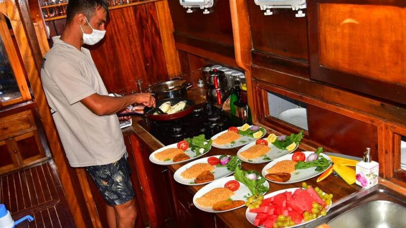 boat-tour-bodrum-private-boat-tour-for-cruise-customers