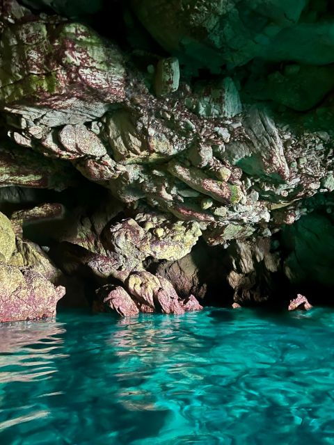 boat-tour-of-favignana-and-levanzo-from-trapani